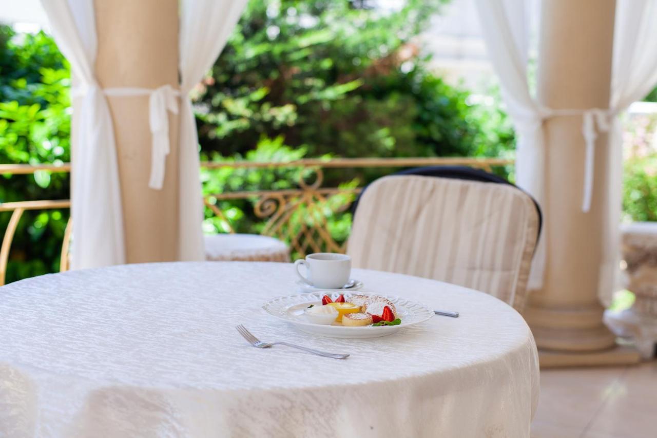 Princess Hotel Odessza Kültér fotó
